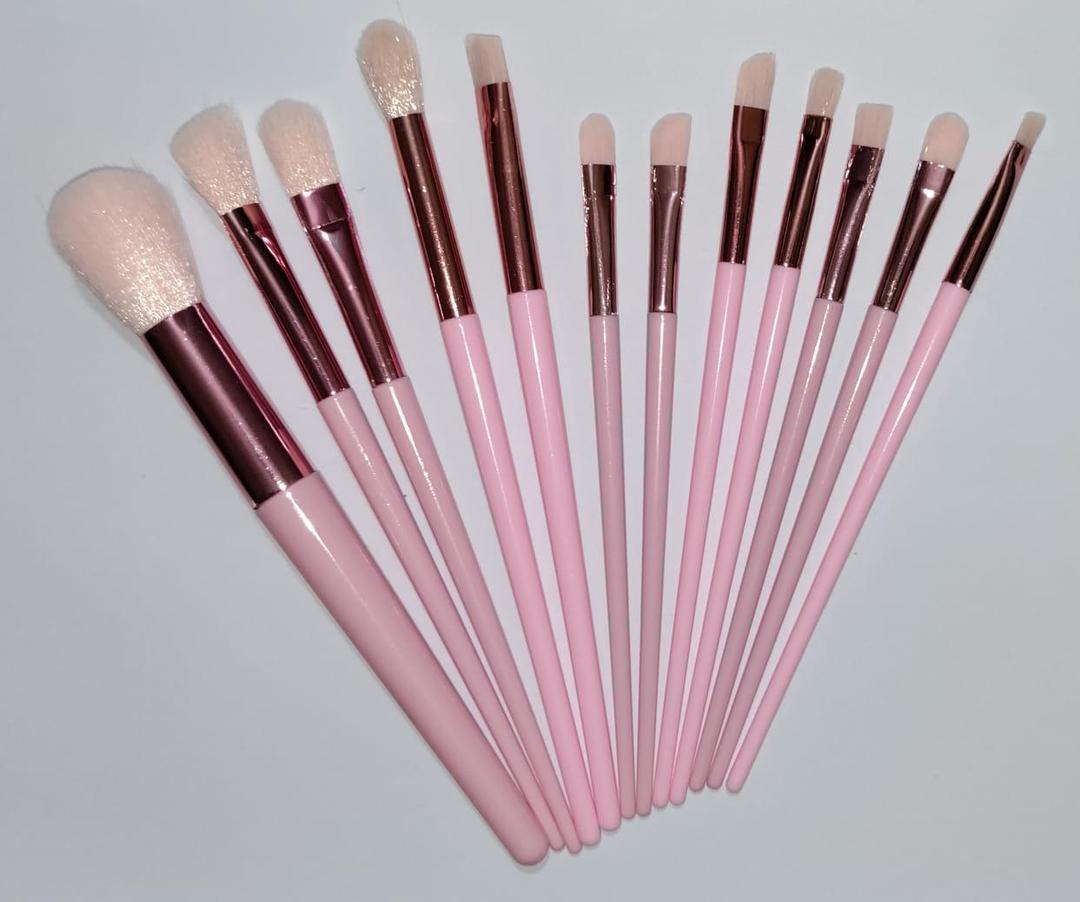 Reusable Pink Makeup Brushes for Blush, Contour, Masks